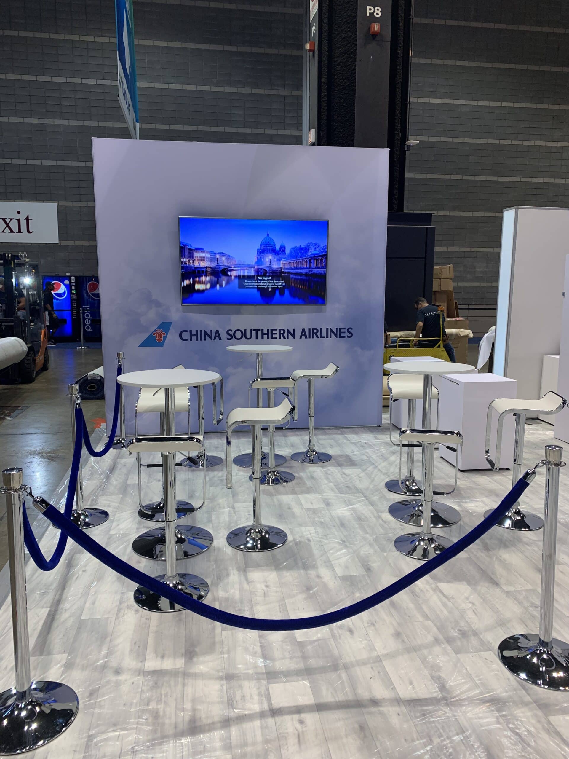 dallas trade show furniture rentals